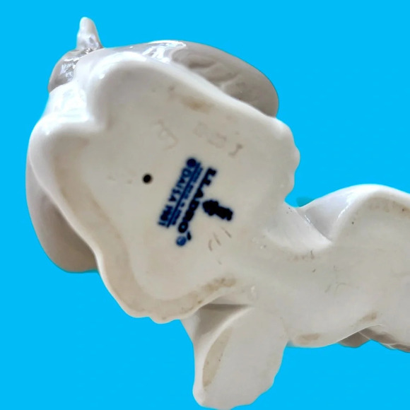 Llardo Attentive Cat Animals Domestic by LLADRO. - Picture 6 of 8